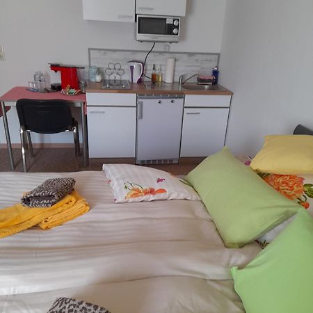 Haus Isabella Apartment Lutzerath ภายนอก รูปภาพ